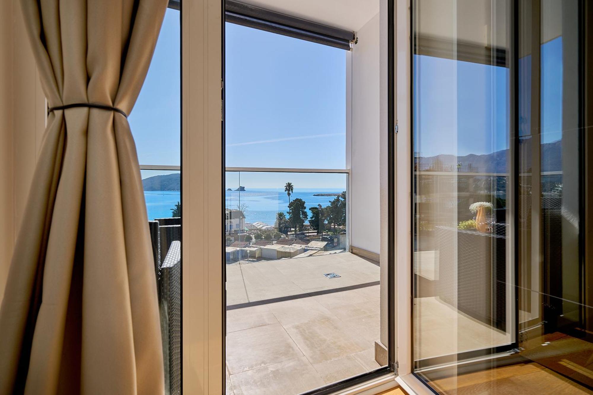 Tre Canne, Private 2-bedroom In Apartment