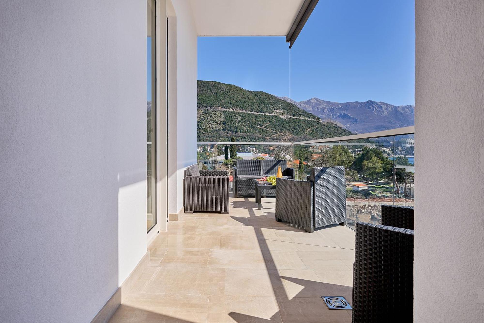 Tre Canne, Private 2-bedroom In Apartment Budva